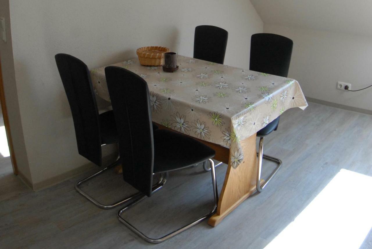 Hof Olde Warft Appartement Oldenswort Buitenkant foto