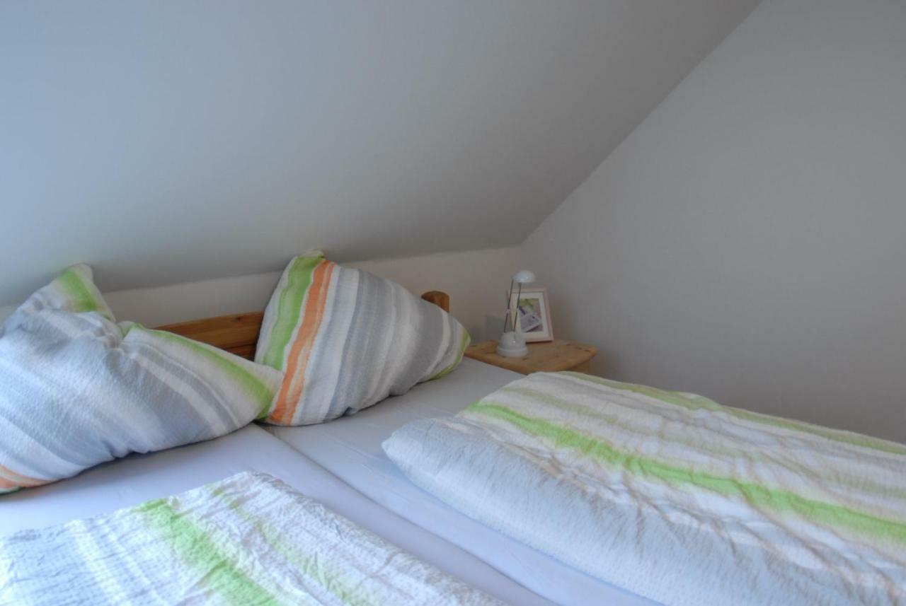 Hof Olde Warft Appartement Oldenswort Buitenkant foto